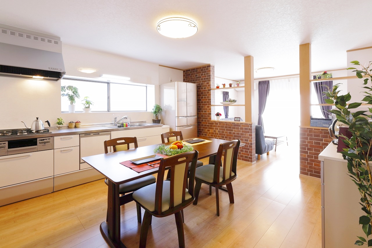 家族団欒で笑い声が絶えない和みある空間