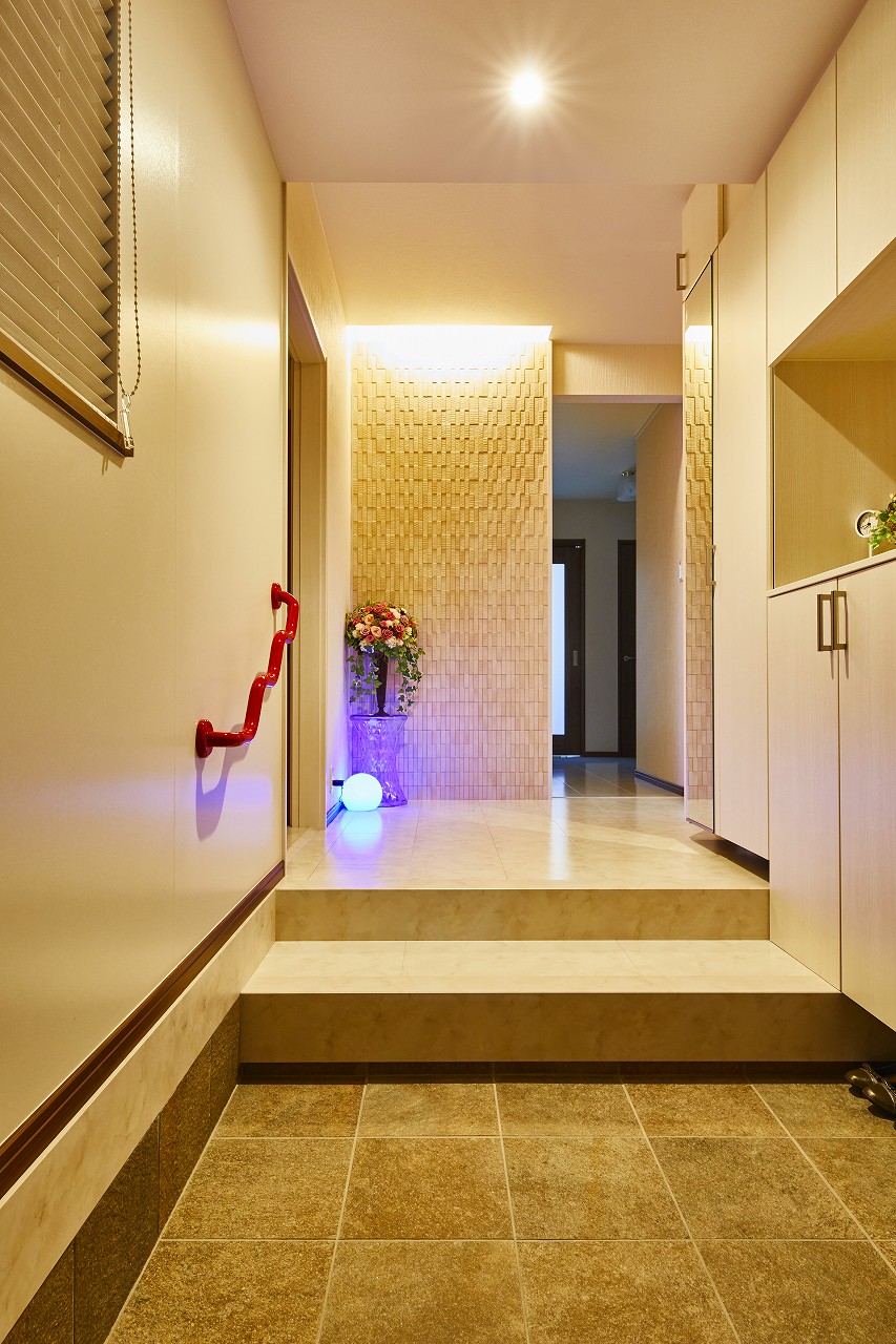 夜は照明が映える素敵なお庭に♪