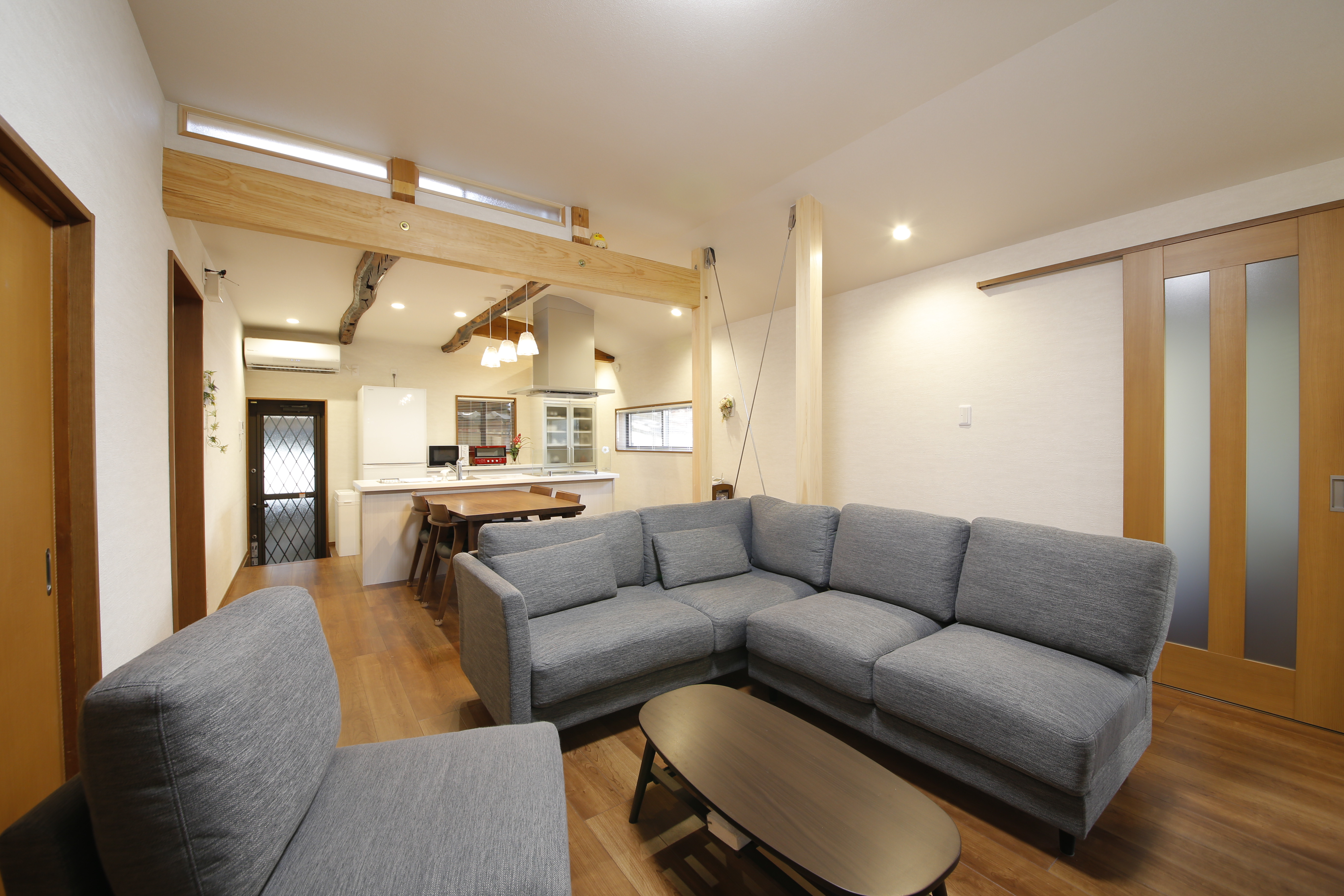 採光を取入れた和みの空間になりました