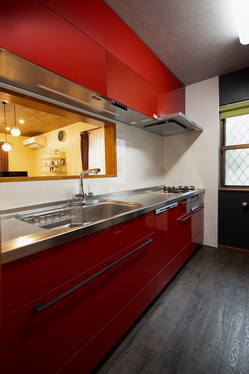 照明やインテリアを楽しむ寛ぎの空間になりました