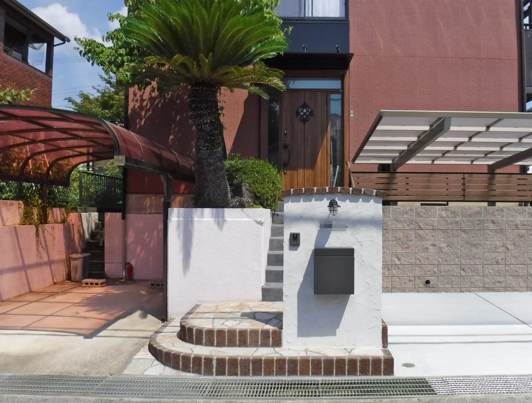 玄関ドア・門柱・塀のリフォームイメージ